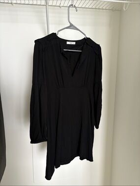 Mango Black Long-Sleeve V-Neck Dress